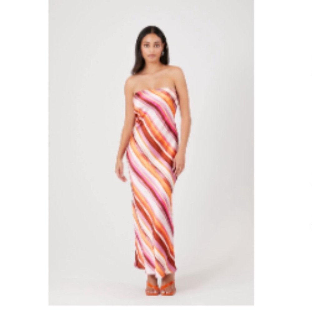 Strapless dress